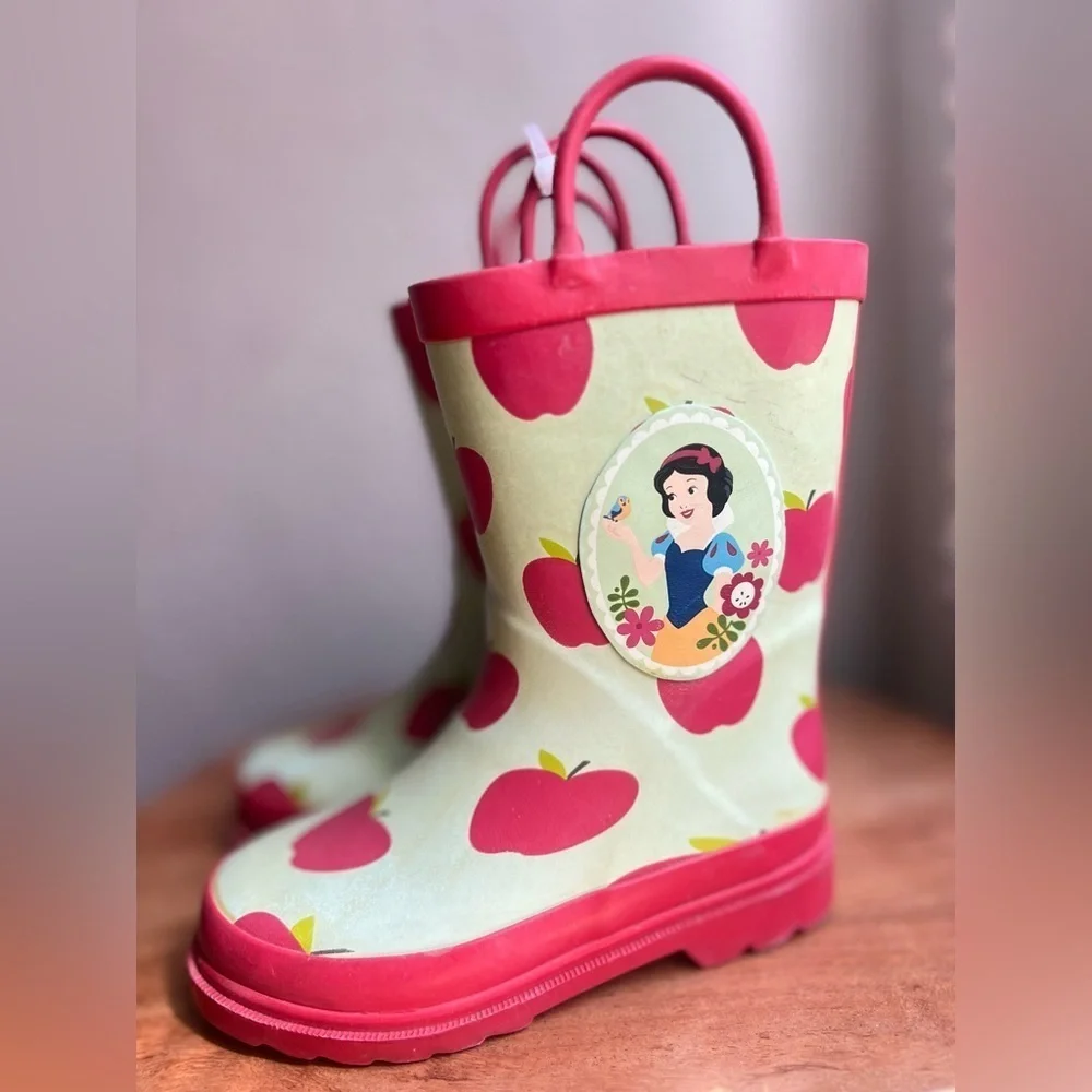 Snow White rain boots size 11